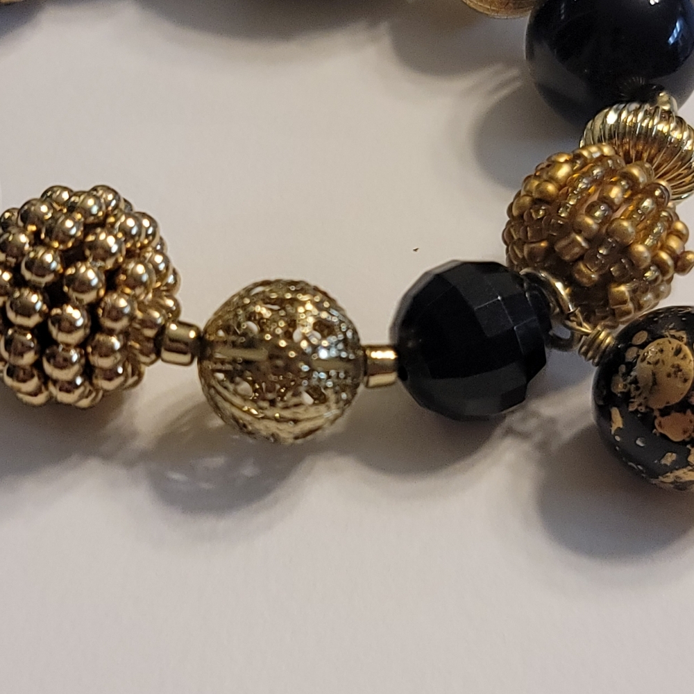 NWT - Chico's Elegant Gold & Black Bracelet With Chain Tassel - Picture 5 of 7